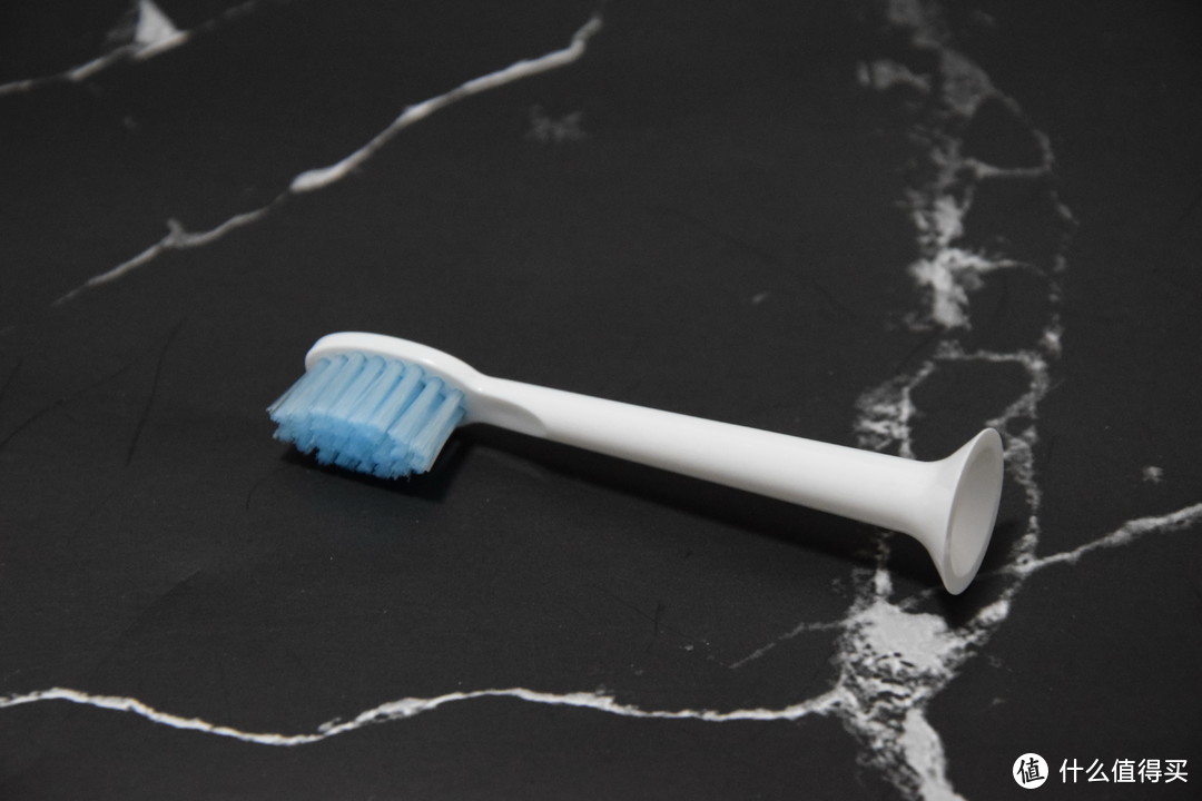 口气患者再得一副电动牙刷—JZLIFE 声波电动牙刷