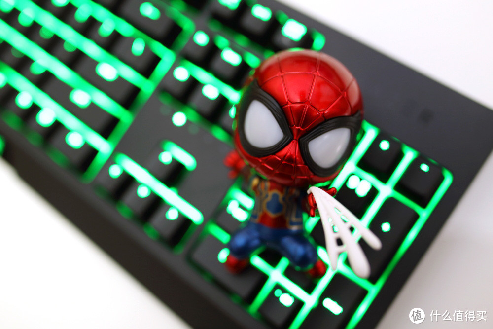 买了把顺手的键盘放公司—RAZER 雷蛇 黑寡妇蜘蛛 标准版 键盘开箱
