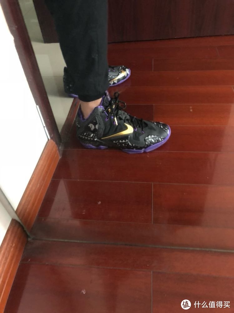 终于买到当年最喜欢的詹11黑人月啦—Nike 耐克 LeBron 11 篮球鞋 开箱