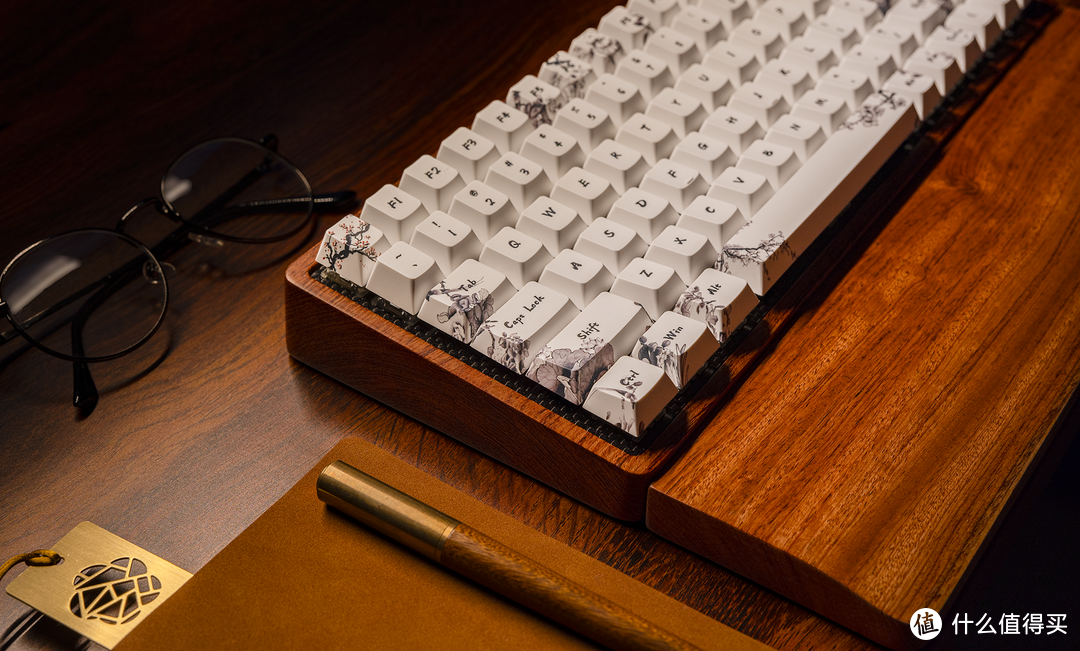 接近一把退烧的终点：忆光GK84 花梨木壳机械键盘