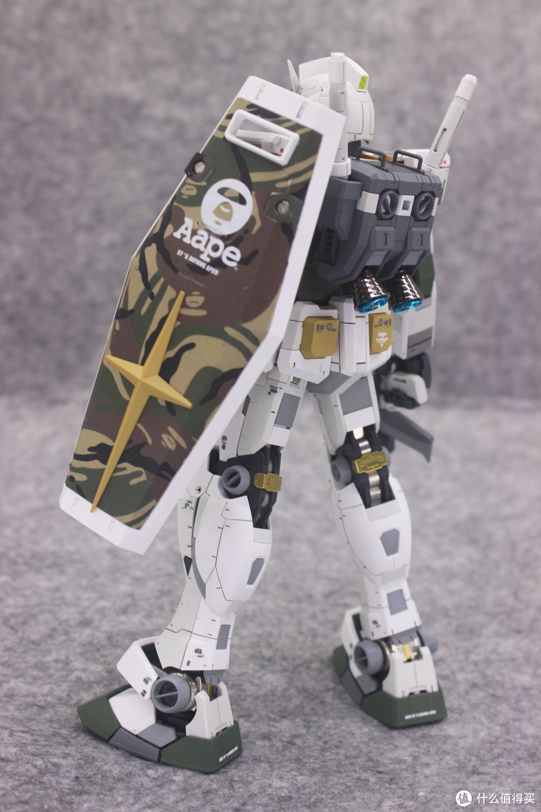 万代 MG AApe & RX-78 VER 3.0高达 联名款