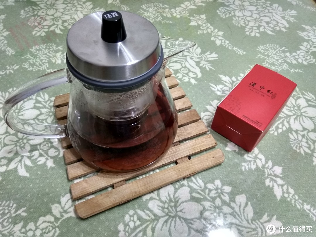 一茶一壶一世界，品茗何须去茶馆–––纯手工茶壶晒单简评