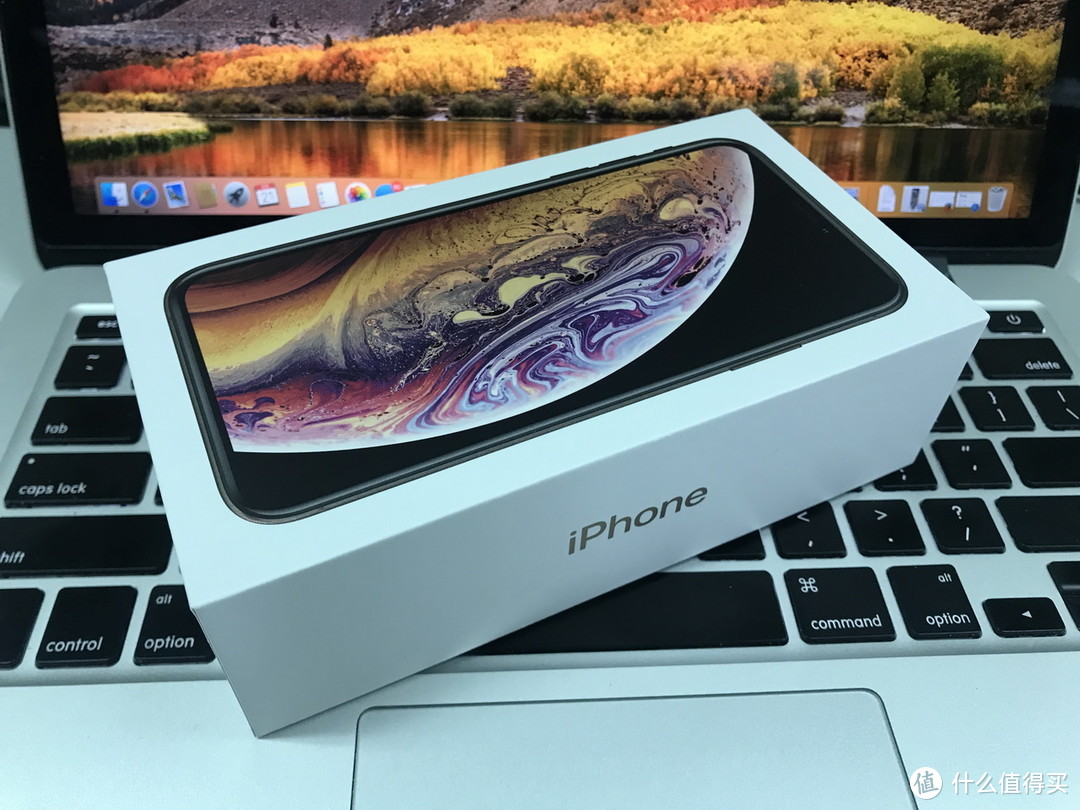 新手机就是爽：苹果 iPhone Xs开箱以及iPhone7小PK