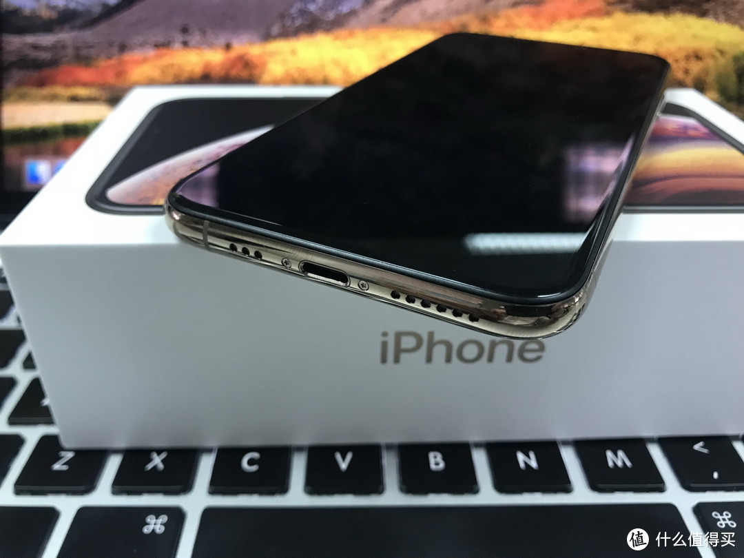 新手机就是爽：苹果 iPhone Xs开箱以及iPhone7小PK