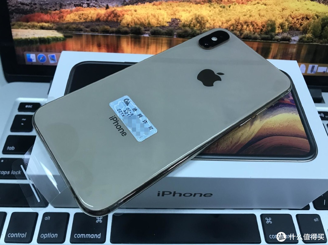 新手机就是爽：苹果 iPhone Xs开箱以及iPhone7小PK