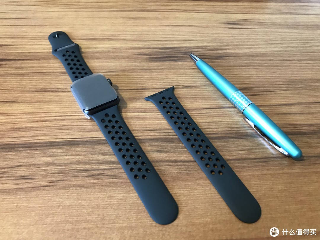 都8012年了，Apple Watch 3 智能手表还值不值得买？