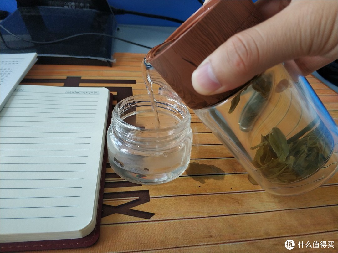 爱上喝茶的小道具—便携茶水分离杯开箱+体验