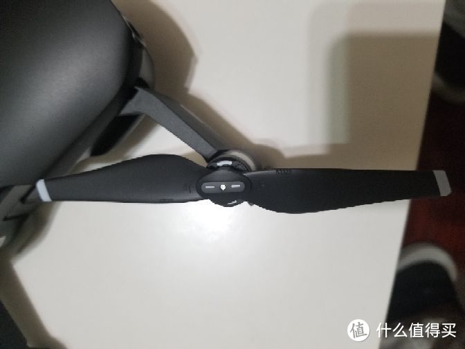 DJI 大疆 MAVIC AIR 无人机开箱体验