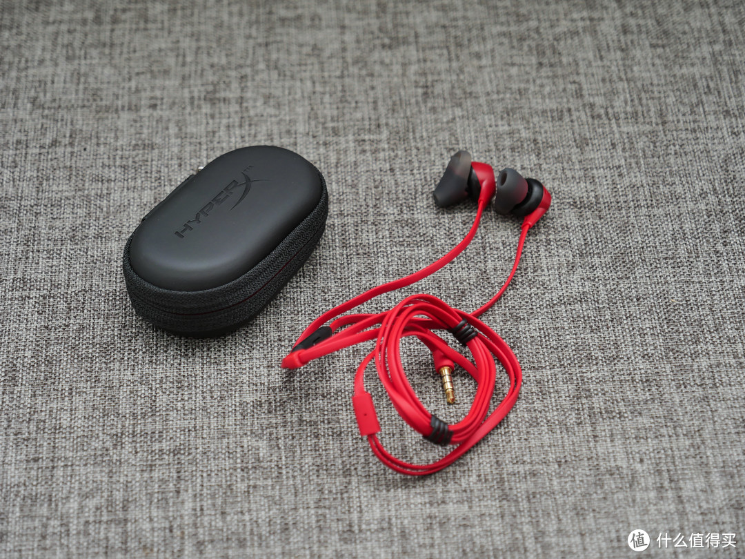 金士顿 HyperX 云雀 Cloud Earbuds 游戏入耳式耳机开箱简测