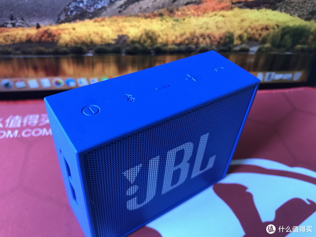 iPad看片好伴侣：JBL GO 音乐金砖 无线蓝牙音箱