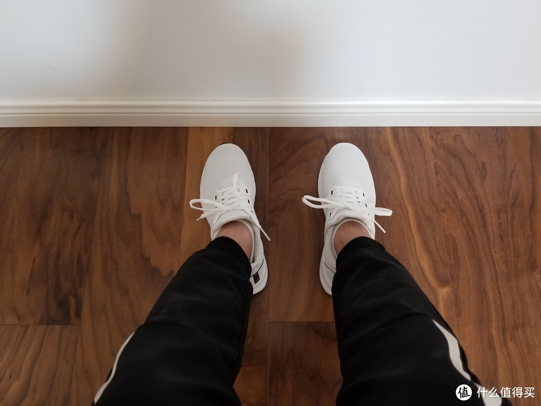 白菜价小白鞋：Adidas 阿迪达斯 falcon elite 5 运动鞋开箱上脚（真人兽）