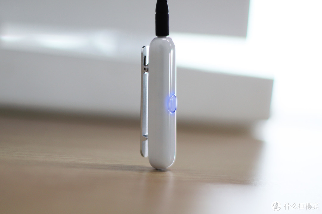 魅族16x发布会外还有一件精致的小玩意上新—MEIZU 魅族 蓝牙音频接收器开箱