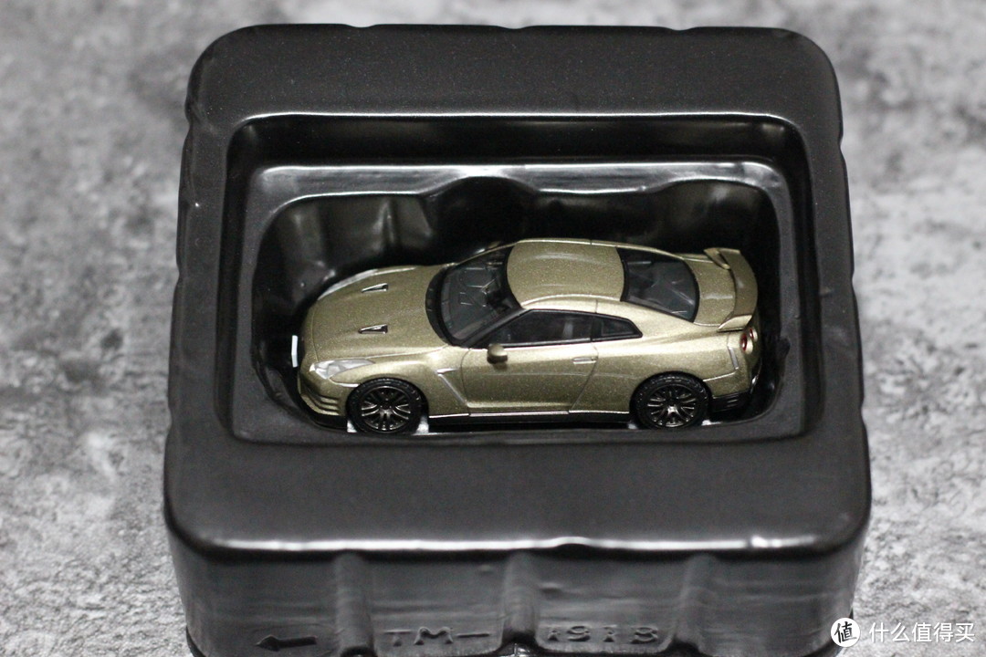 TOMICA 多美卡 TLV NISSAN GTR  开箱晒单