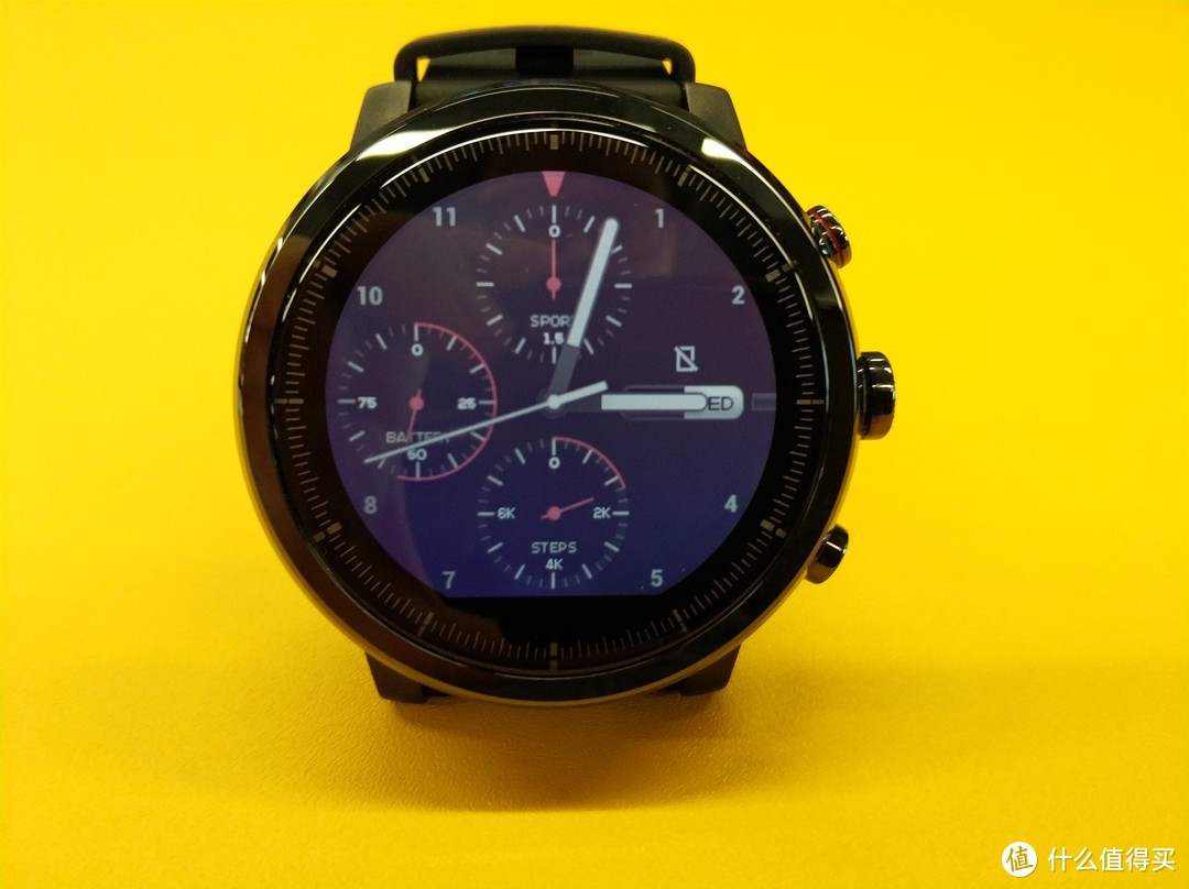 呢默认表盘运动模式各种各样这个很厉害的游泳的时候心率还有其他功能