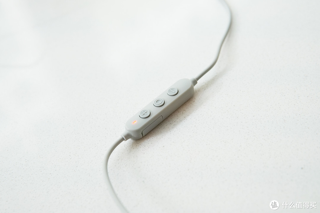 网易智造X3 Plus HiFi耳机体验评测：精致小身材，饱满劲能量