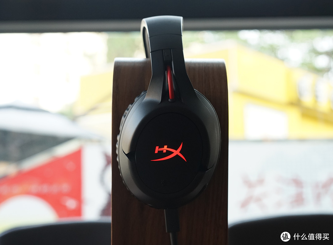 颜值不错吃鸡还爽 金士顿 HyperX 天箭无线游戏耳机 & Cloud Flight耳麦体验