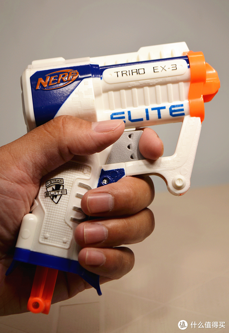 小孩子的第一支NERF？Hasbro 孩之宝 NERF A3845 热火精英系列凌鹰发射器晒单