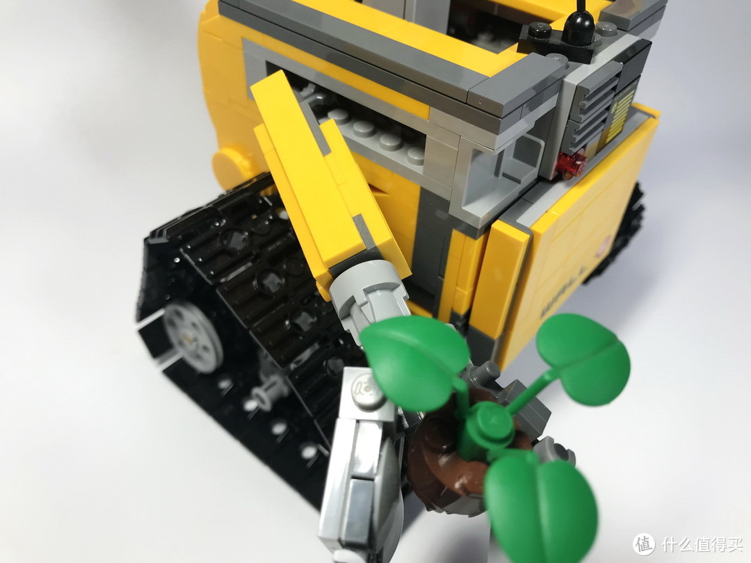 LEGO 乐高 拼拼乐 篇168：最佳理财套装 21303 瓦力 Wall-E，那年你买了吗？