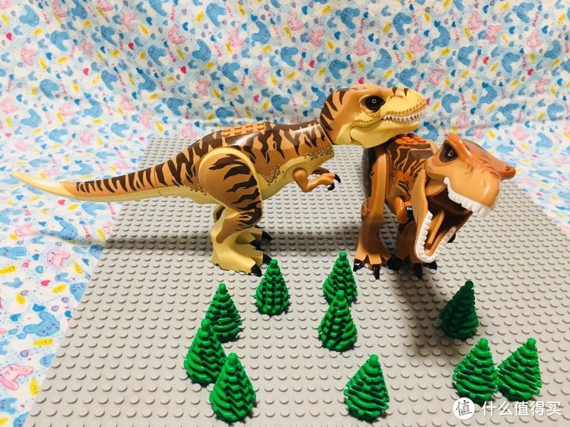 我的LEGO侏罗纪小世界—乐高侏罗纪世界系列恐龙配件晒单