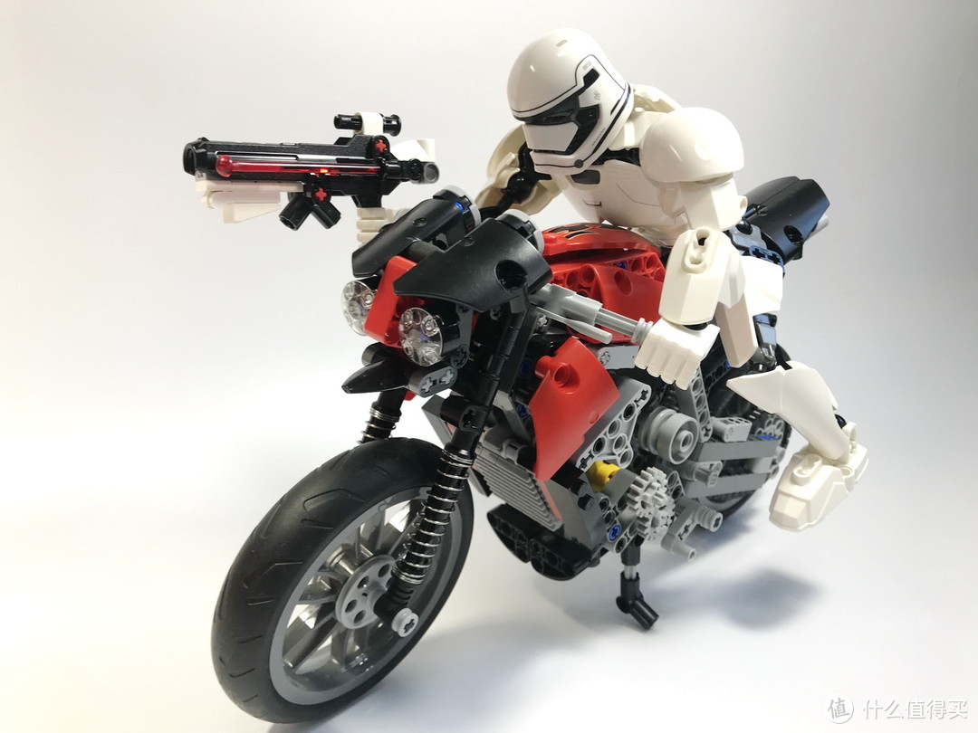 LEGO 乐高 拼拼乐 篇169：最佳摩托骑手 75114 第一秩序暴风兵 First Order Stormtrooper