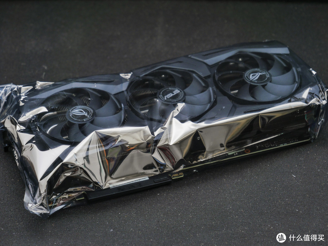 玩家国度图灵旗舰：华硕ROG STRIX RTX2080Ti 对比测试