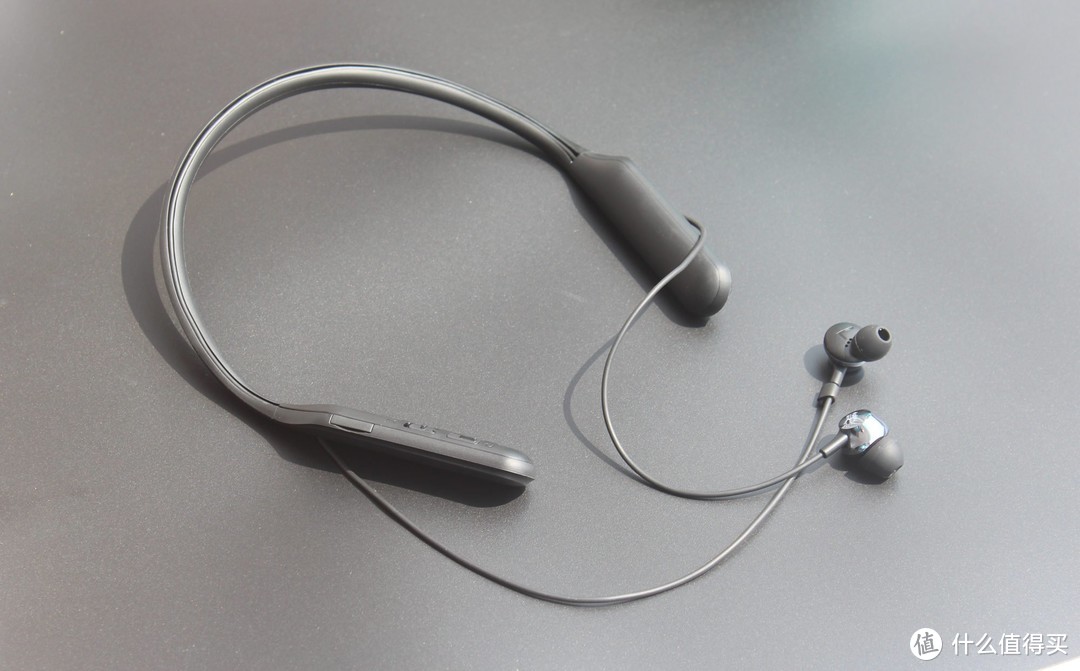 Dyplay主动降噪蓝牙耳机，不一样的耳机体验