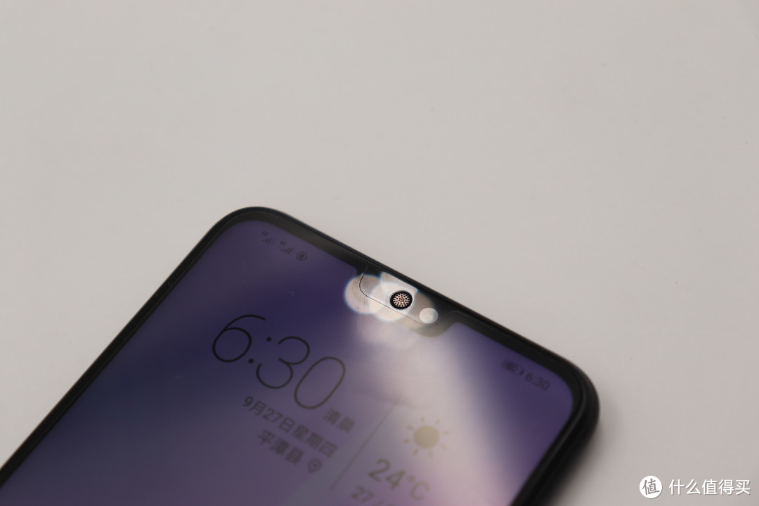 用了Honor 荣耀8x的全面屏再也回不去了，iPhone8 plus都沦为备用机