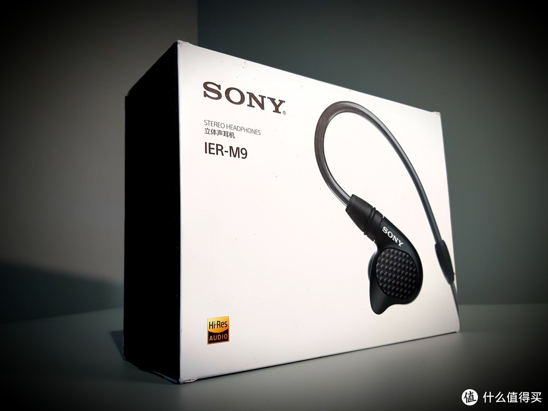 横评—SONY 索尼 IER-M9 vs EXK，被它上过耳的都成了“性冷淡”