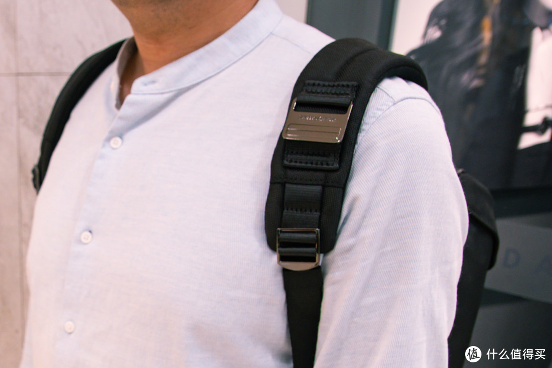 商务优选，背负舒适——新秀丽SEFTON双肩背包使用评测