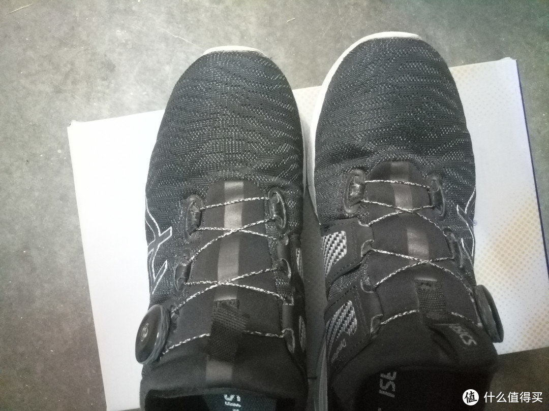 BOA系统——懒人的快乐：ASICS 亚瑟士 Dynamis竞速型跑鞋开箱简评