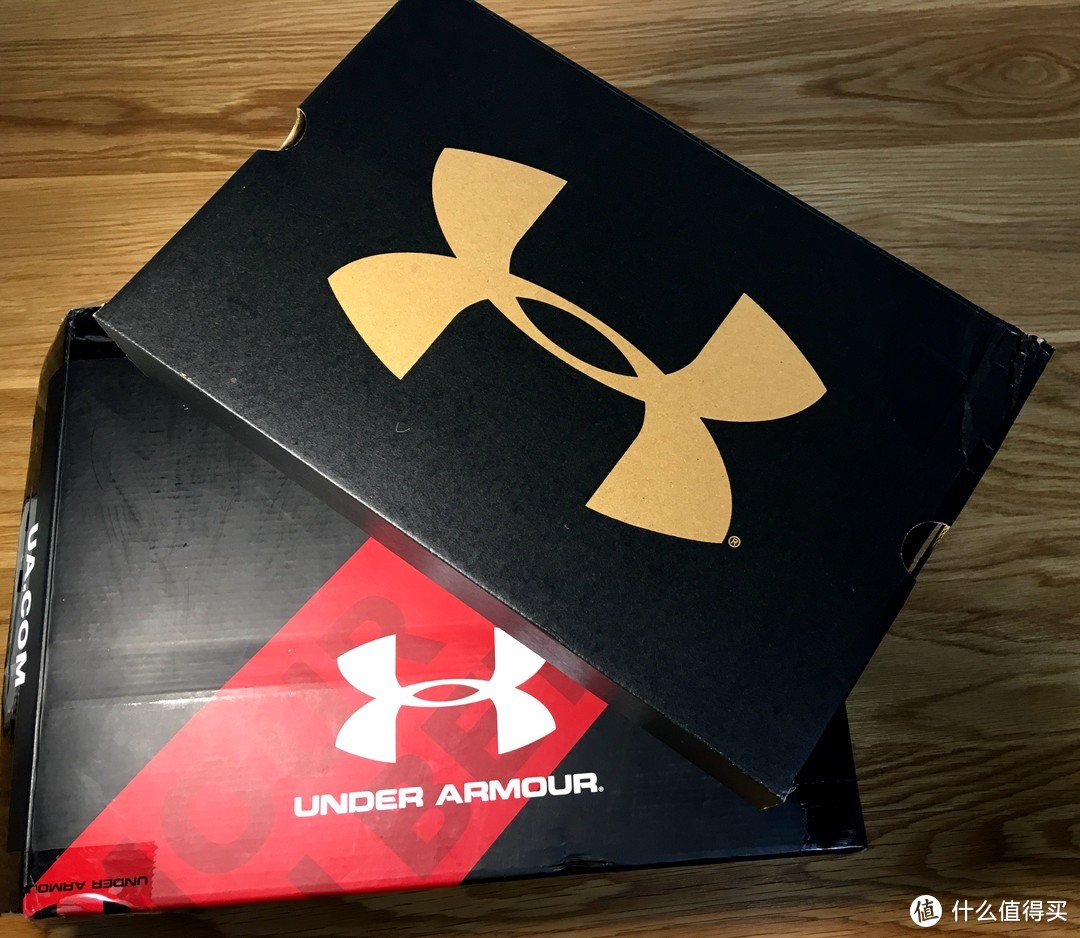 Under Armour 安德玛  C1N Lux 男子绿色运动训练鞋开箱