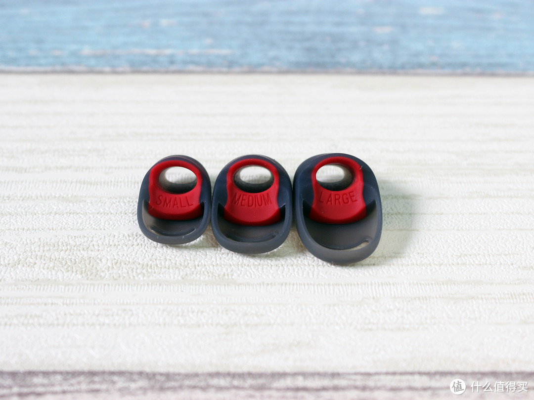 自由的向往，金士顿 HyperX Cloud Earbuds 云雀 入耳式游戏耳机开箱体验