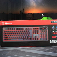 Thermaltake 创世战车 机械键盘外观展示(青轴|LOGO|按键|脚撑)