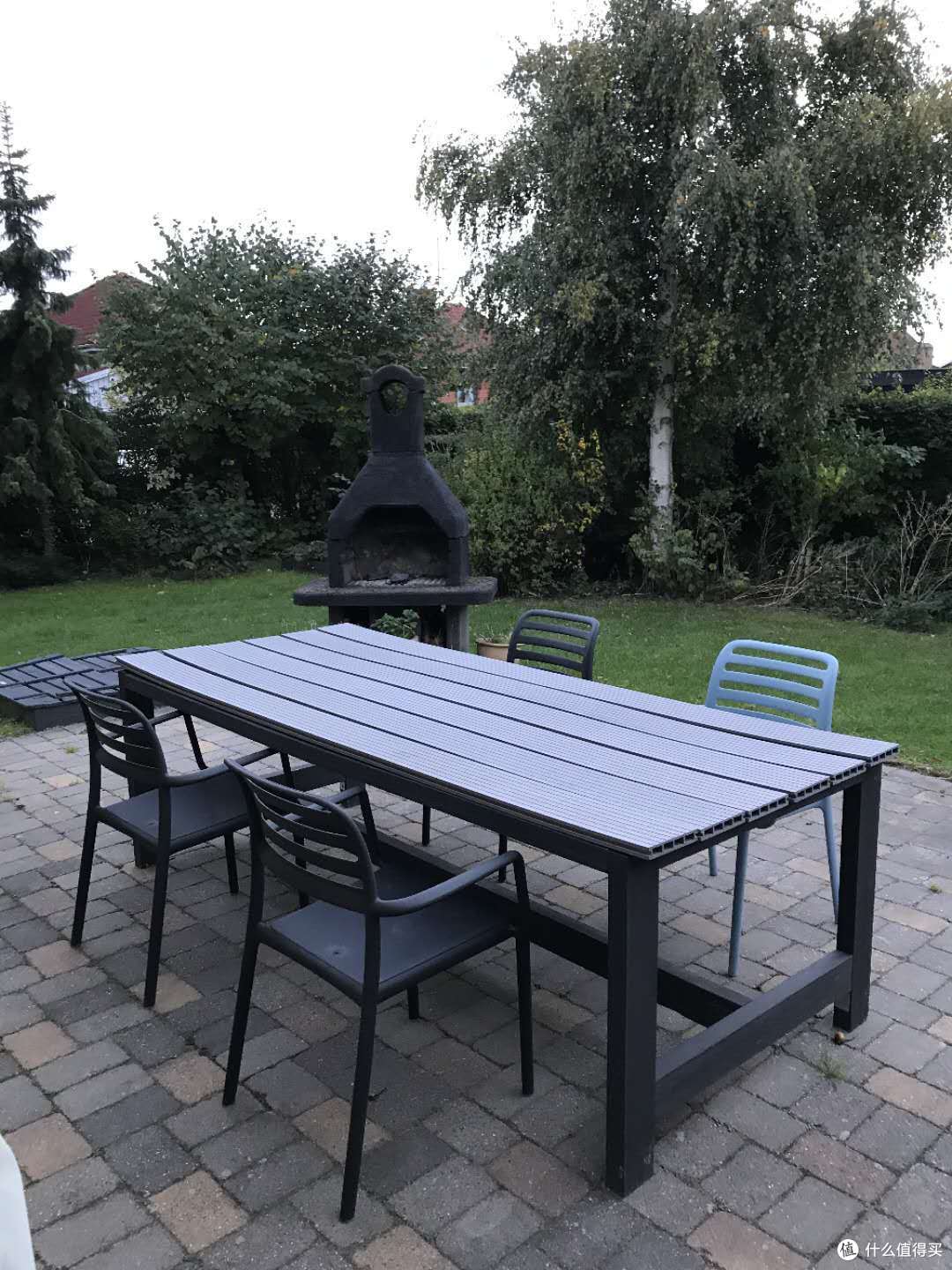 前三天哥本哈根的民宿--户外餐桌