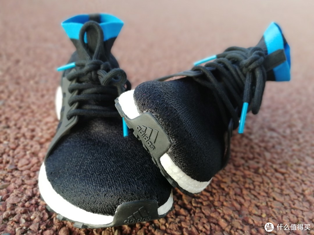 Ultra BOOST X 极致保护 专属潮鞋 致敬她的每一面