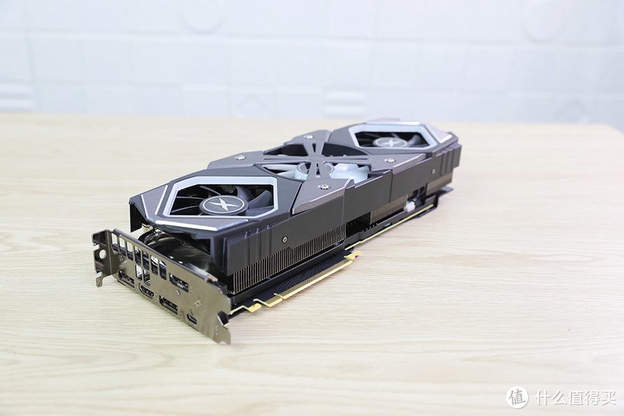 “燃气灶”中只有这个划算？是的，没错！—GAINWARD 耕升 RTX2070 显卡开箱