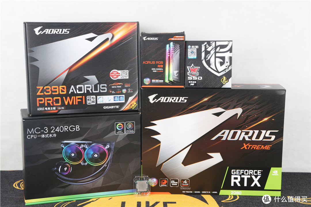 颜值能打，性能爆表——技嘉 AORUS RTX2080 Xtreme显卡开箱装机晒单