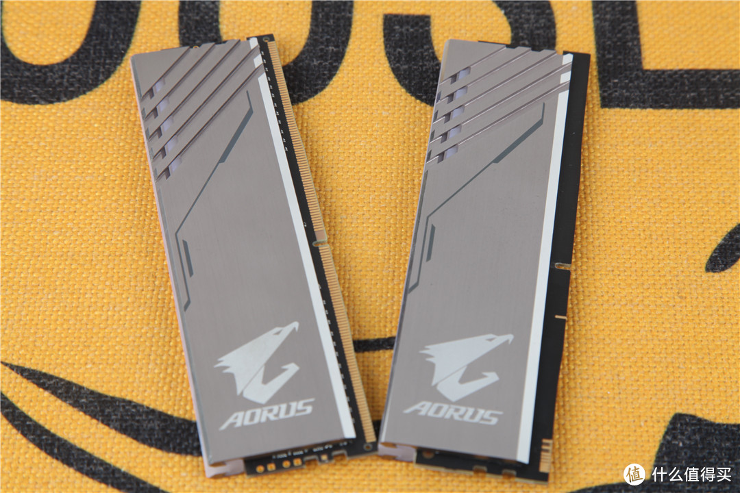 颜值能打，性能爆表——技嘉 AORUS RTX2080 Xtreme显卡开箱装机晒单