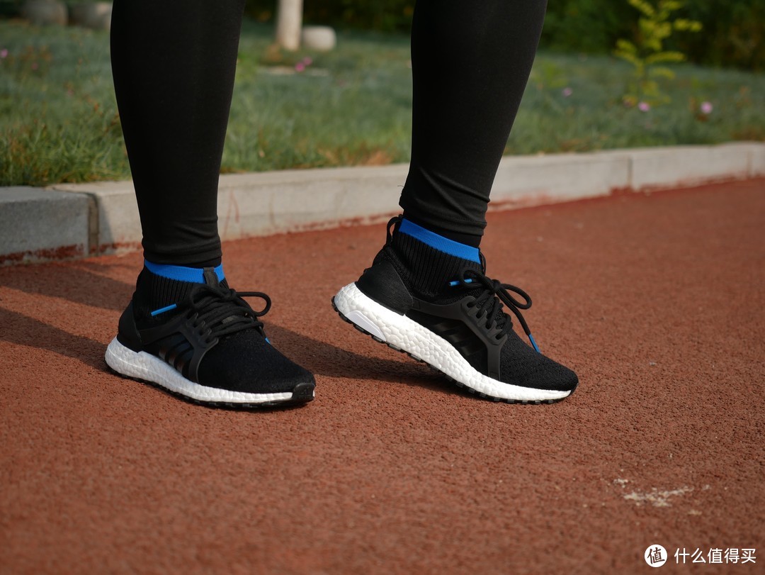 阿迪Boost*级跑鞋系列，UltraBOOST X All Terrain时髦（到飞起）