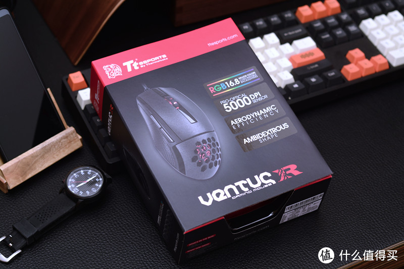 蜂巢设计、72g、129元，Tt eSPORTS 斗龙 夜袭VENTUS R版鼠标体验