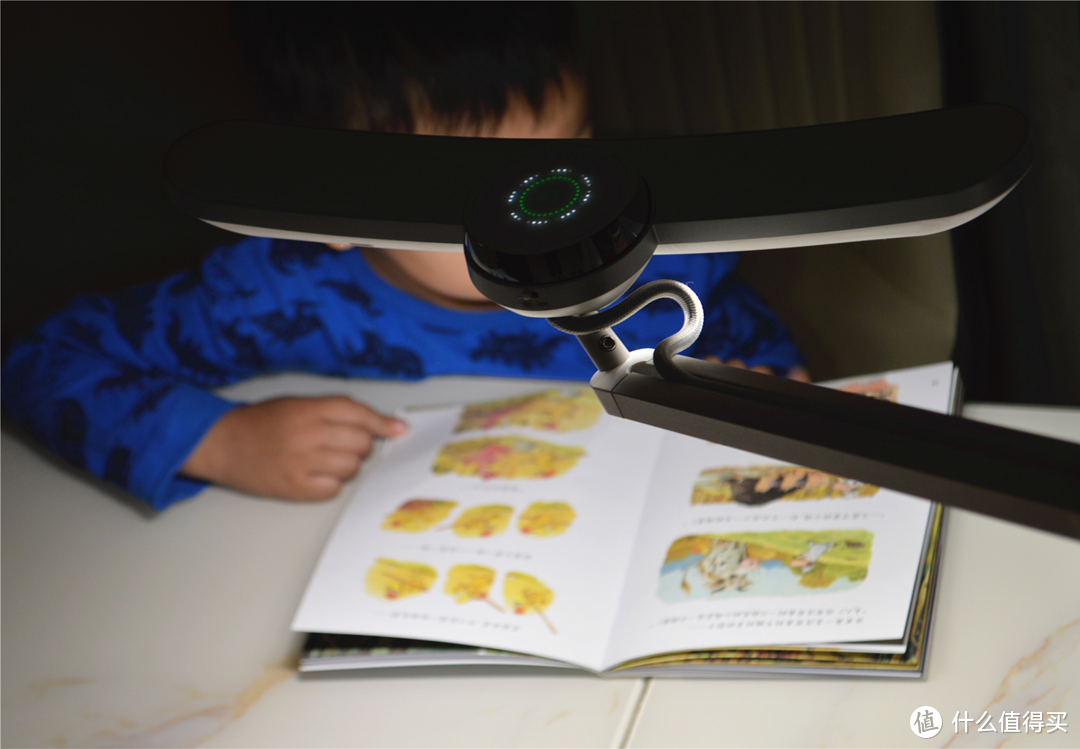 2400块的儿童台灯有哪些黑科技？明基 MindDuo Plus 护眼灯深度评测