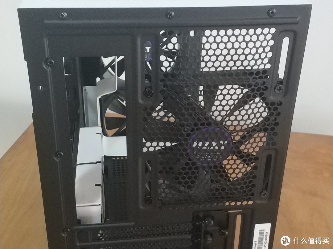 M-ATX主板和M-ATX机箱更配哦—NZXT H400开箱