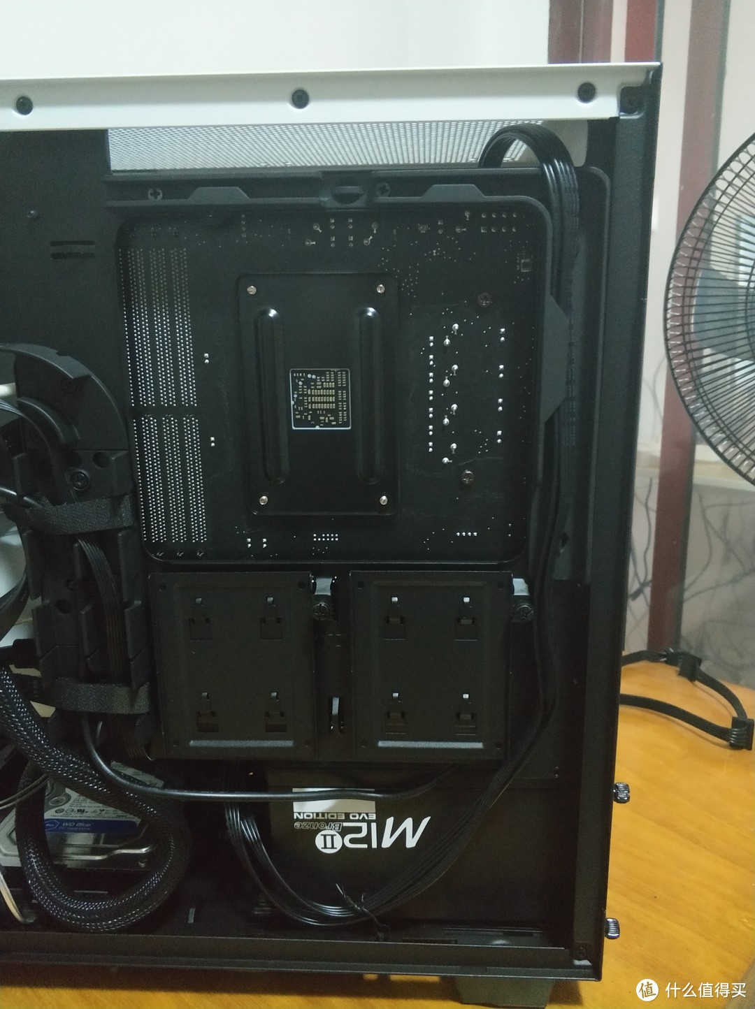 M-ATX主板和M-ATX机箱更配哦—NZXT H400开箱