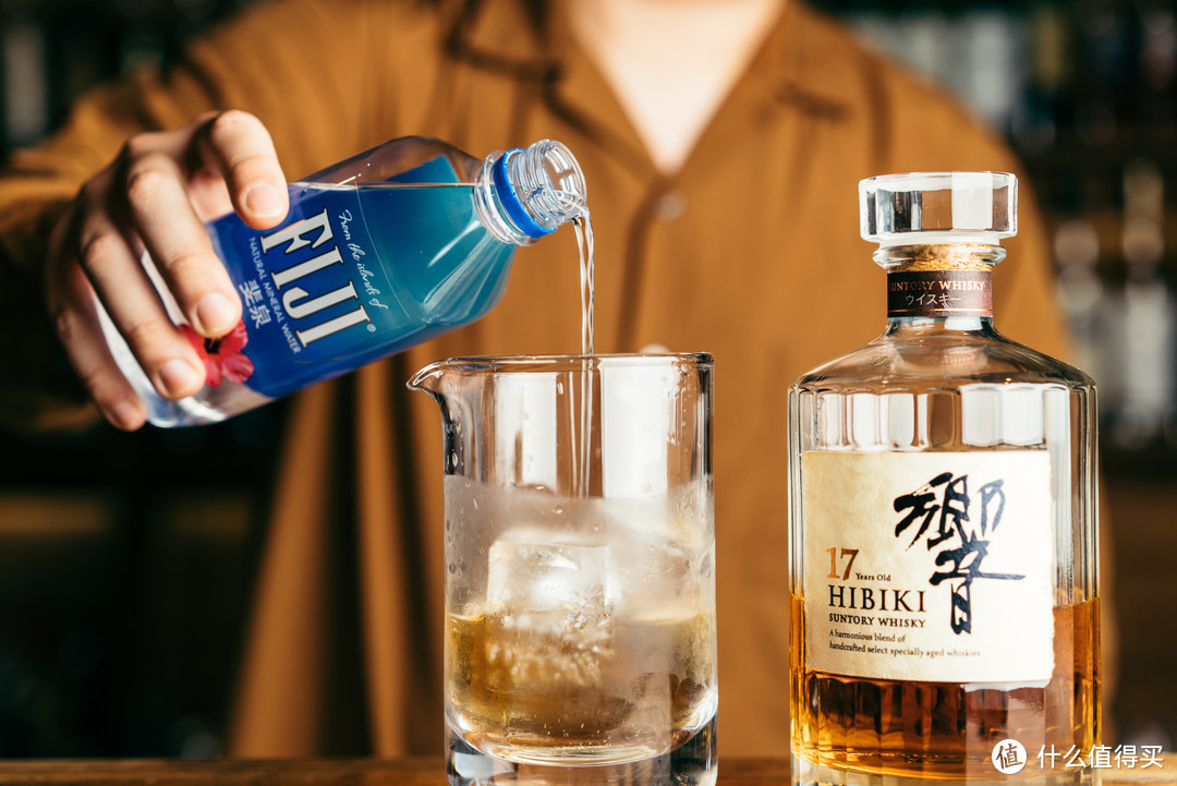 加入一份Hibiki17年和两份的水