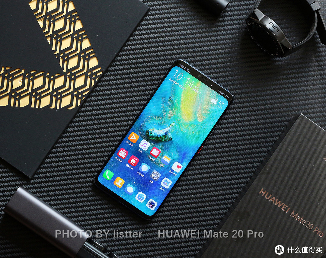 外露刚毅又饱含诗意，HUAWEI 华为Mate 20 Pro宝石蓝图赏