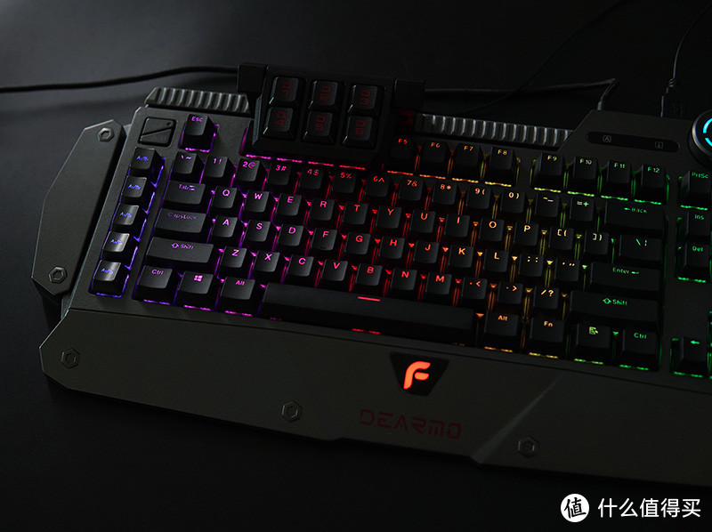 迪摩F4鬼怪 phantom 2.0 RGB机械键盘评测