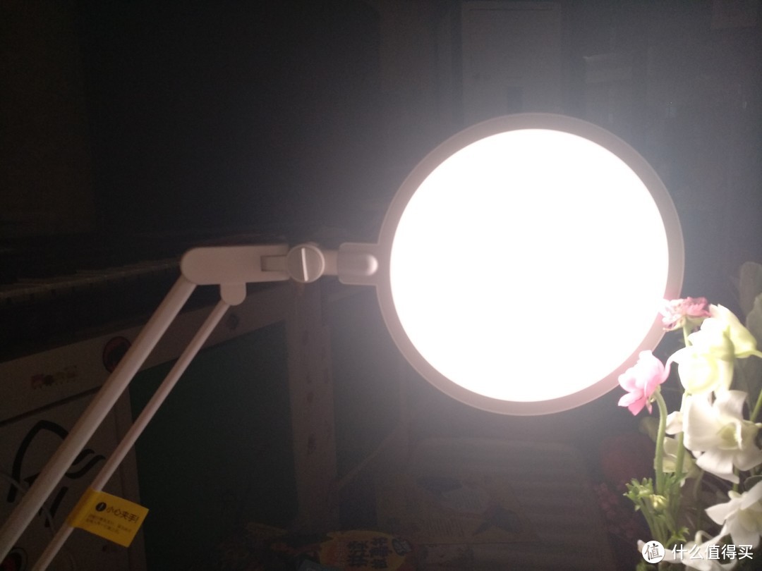 好美的月亮—Yeelight LED智能护眼灯推荐