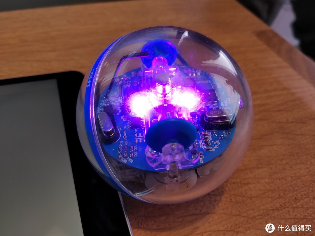 Sphero一个球形机器人