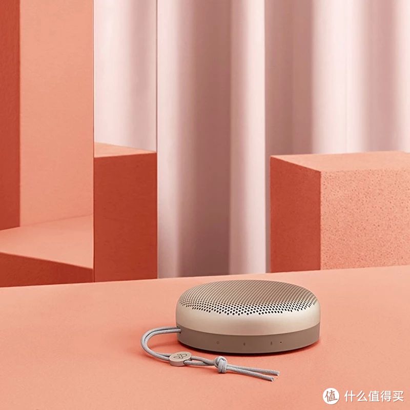 暖手宝和小水壶的世纪对决：B&O  A1和 Bose Revolve