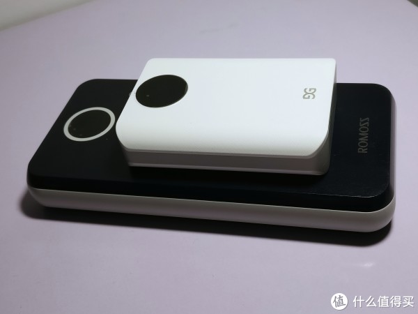 和我的2W罗马仕对比